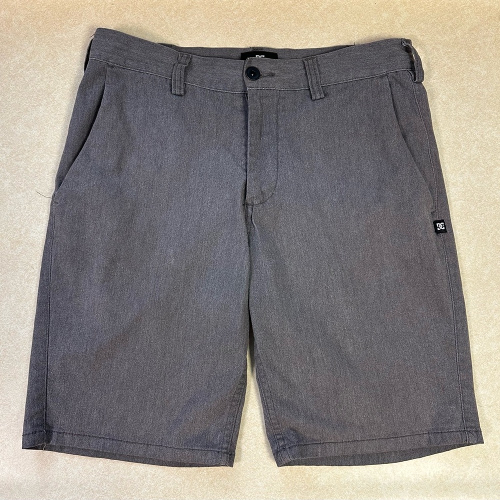 Men’s DC Grey Shorts Size 28